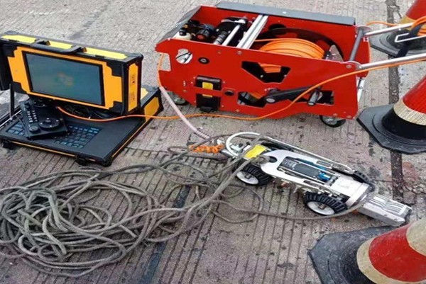 经区CCTV管道检测机器人